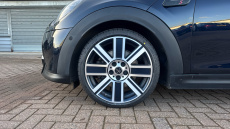 MINI Hatchback 2.0 Cooper S Exclusive Premium Plus 3dr Auto Petrol Hatchback